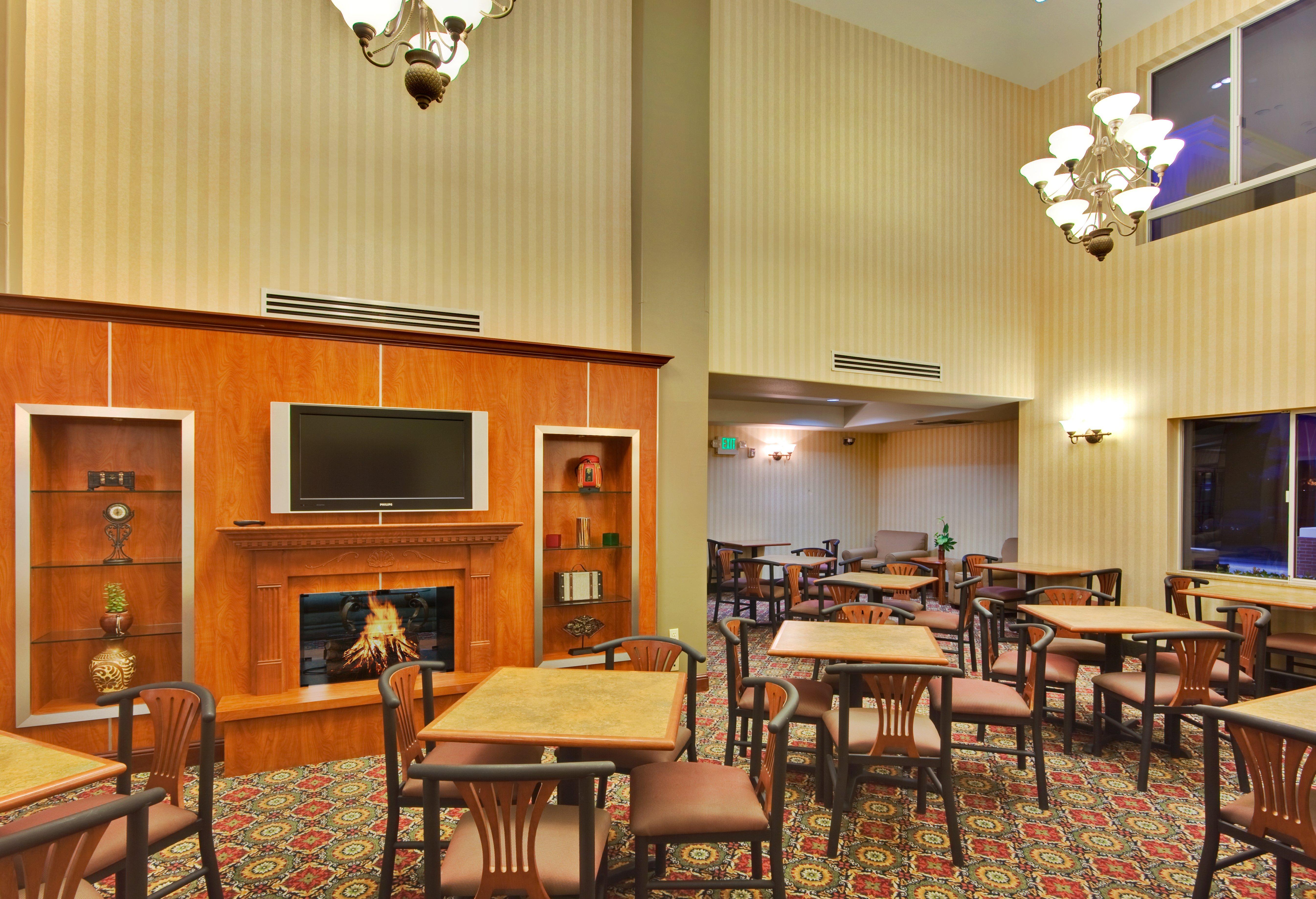 Holiday Inn Express Hotel & Suites Ontario Airport-Mills Mall By Ihg Rancho Cucamonga Exteriér fotografie